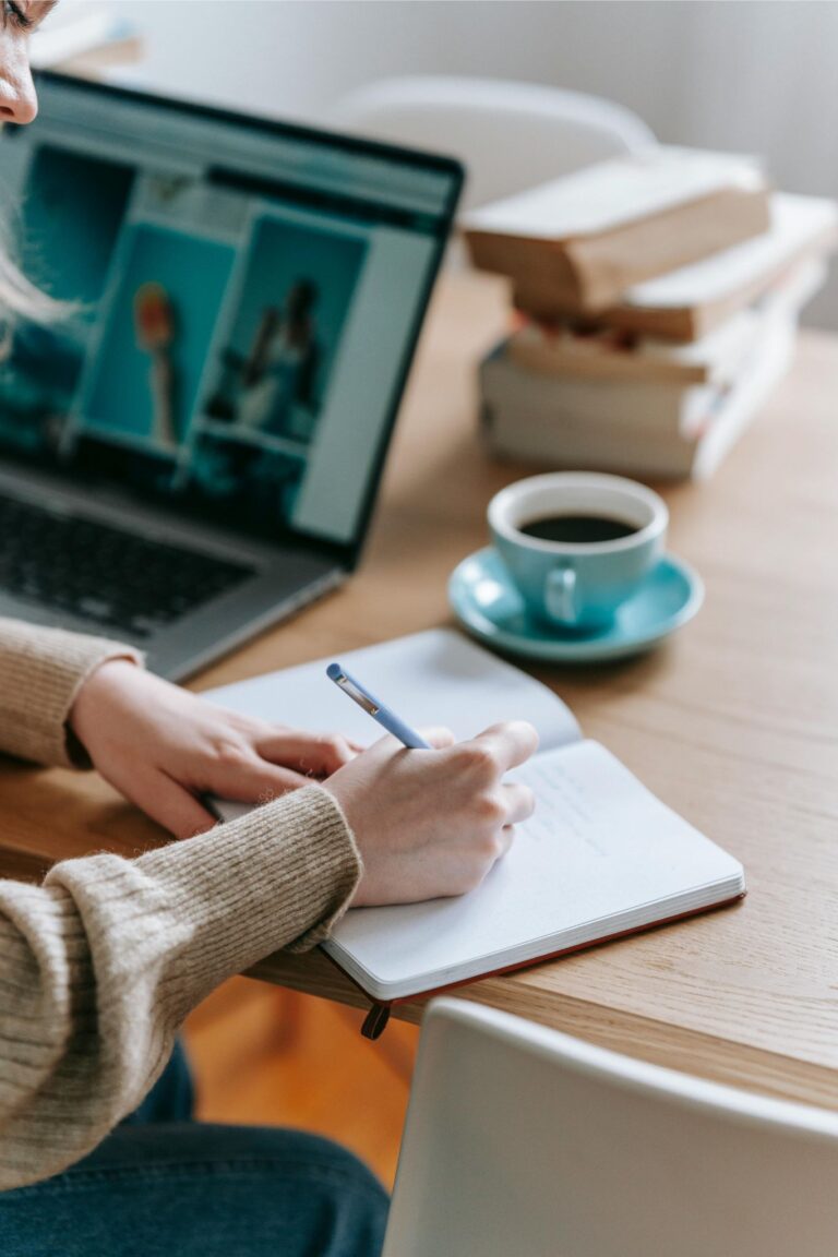 Best remote jobs for digital nomads to land in 2025